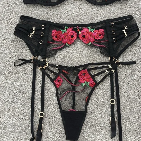 Honey Birdette Embroidered Black Lingerie Set - Picture 3 of 3